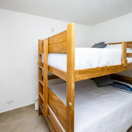 Apartamento Beachescape In Serena Del Mar Near